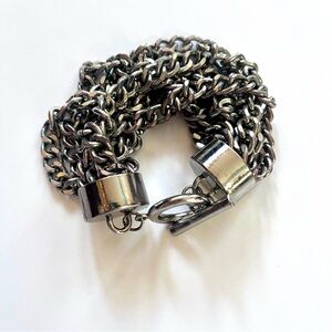 Women's Chunky Chain Bracelet with Toggle Clasp